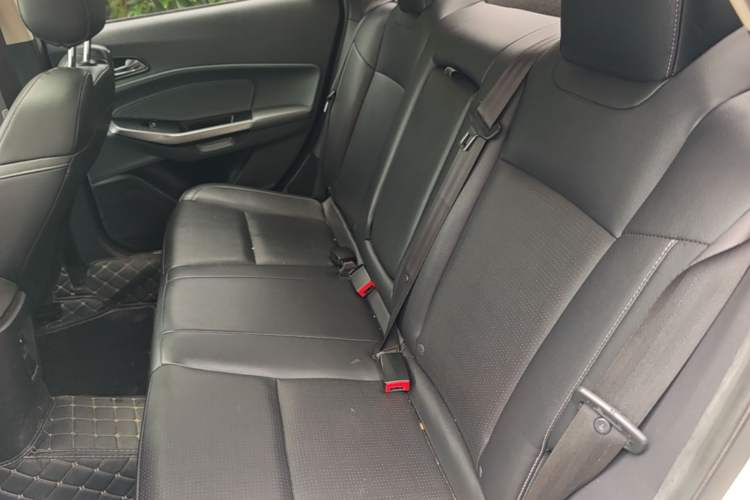 Used Ford Escort 2017 Happiness Edition 1.5L Automatic Fashion Version Left Rear Seat