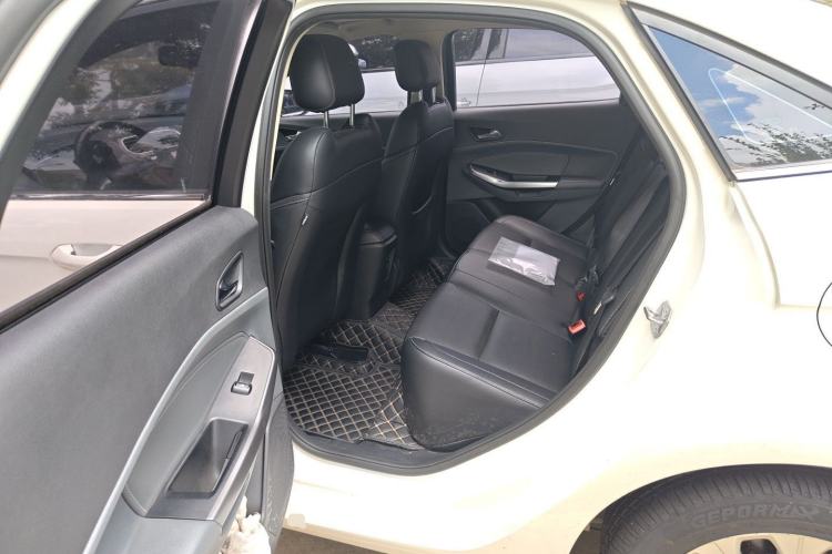 Used Ford Escort 2017 Happiness Edition 1.5L Automatic Fashion Version Left Rear Seat