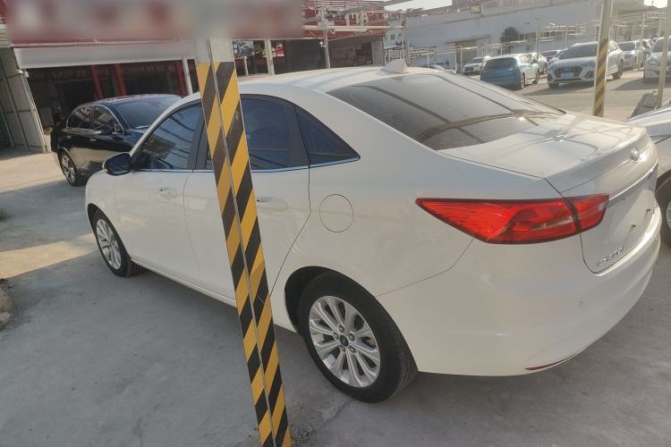 Used Ford Escort 2017 Happiness Edition 1.5L Automatic Fashion Version Left Side
