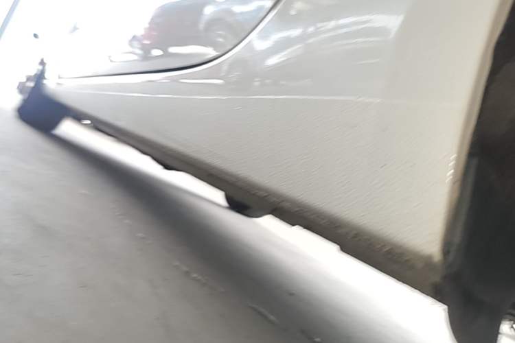Used Ford Escort 2017 Happiness Edition 1.5L Automatic Fashion Version Left Side Sill