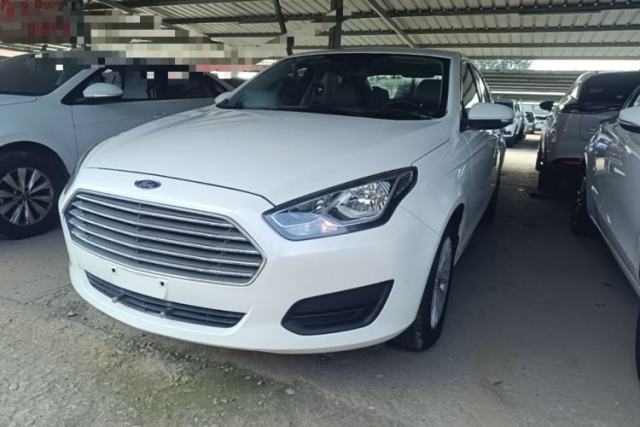 Ojetý Ford Escort 2017 Revised Version 1.5L Automatic Comfort Edition