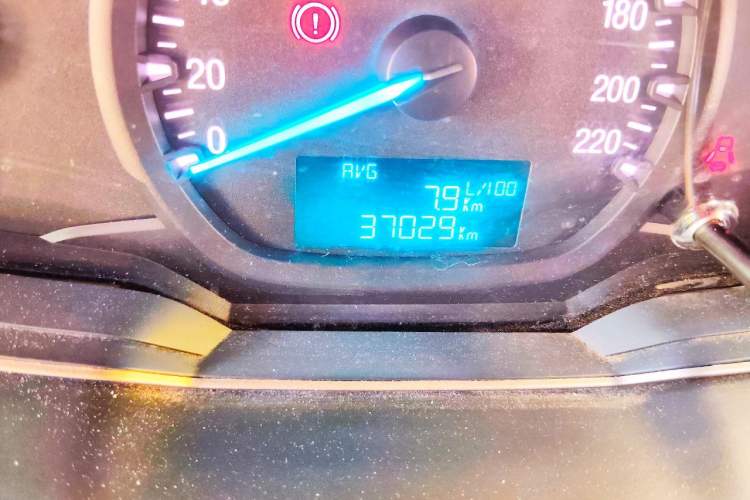 Used Ford Escort 2017 Revised Version 1.5L Manual Comfort Edition Odometer Close Up