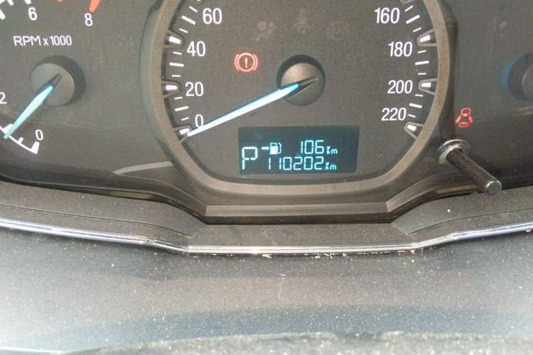 Used Ford Escort 2017 Happiness Edition 1.5L Automatic Fashion Version Odometer Close Up