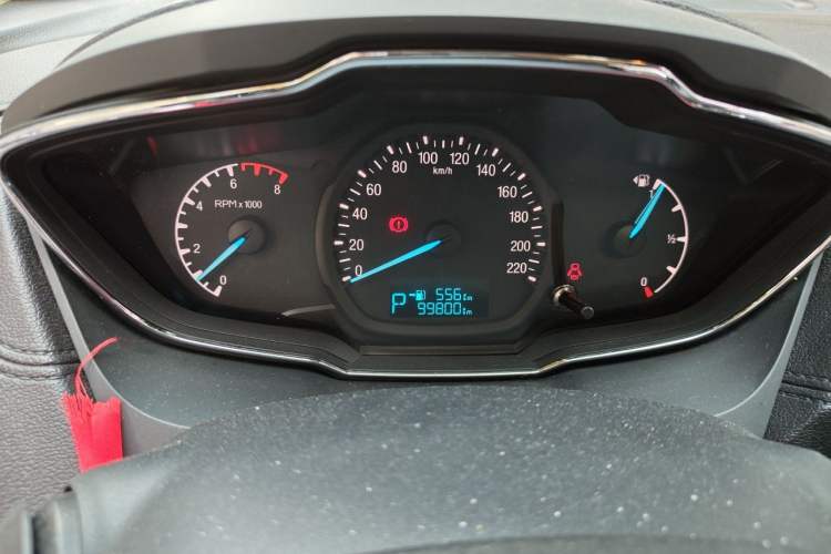Used Ford Escort 2017 Happiness Edition 1.5L Automatic Fashion Version Odometer Close Up