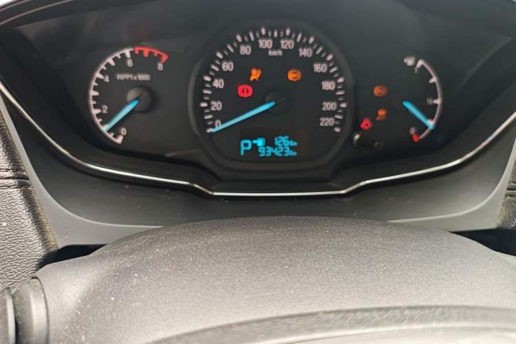 Used Ford Escort 2017 Happiness Edition 1.5L Automatic Fashion Version Odometer Close Up