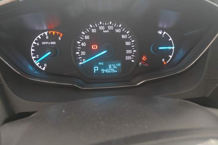 Used Ford Escort 2017 Happiness Edition 1.5L Automatic Fashion Version Odometer Close Up