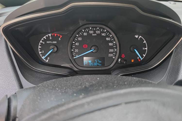 Used Ford Escort 2017 Revised Version 1.5L Automatic Comfort Edition Odometer Close Up