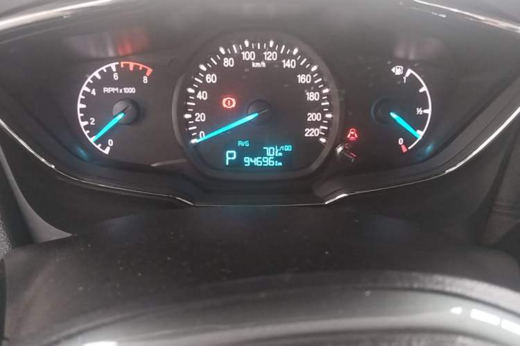 Used Ford Escort 2017 Happiness Edition 1.5L Automatic Fashion Version Odometer Close Up