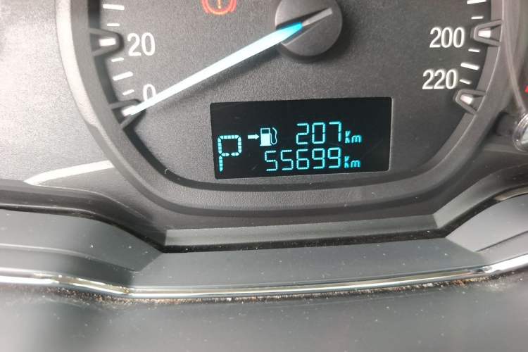 Used Ford Escort 2017 Happiness Edition 1.5L Automatic Fashion Version Odometer Close Up