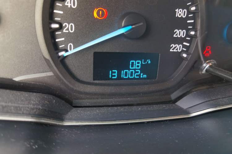 Used Ford Escort 2017 Revised Version 1.5L Manual Comfort Edition Odometer Close Up