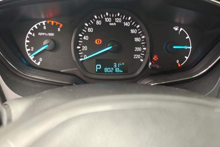 Used Ford Escort 2017 Happiness Edition 1.5L Automatic Fashion Version Odometer Close Up