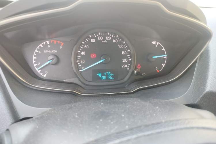 Used Ford Escort 2017 Revised Version 1.5L Manual Comfort Edition Odometer Close Up