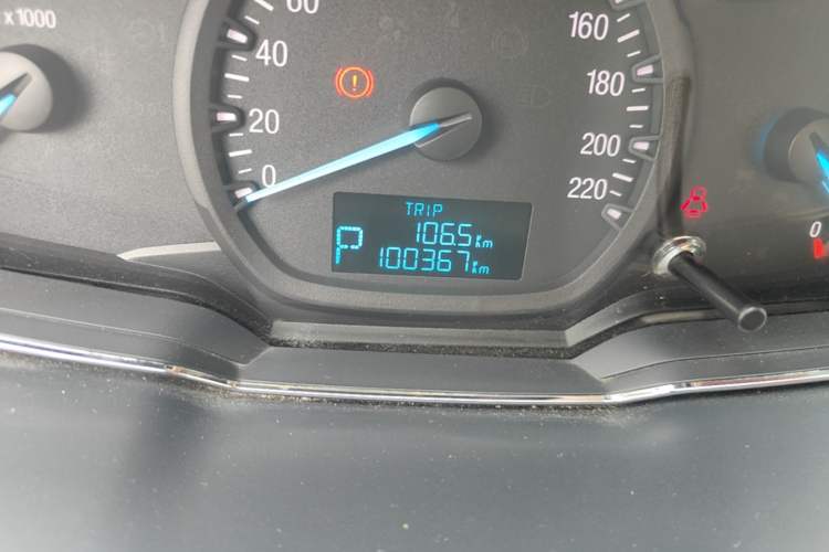 Used Ford Escort 2017 Happiness Edition 1.5L Automatic Fashion Version Odometer Close Up