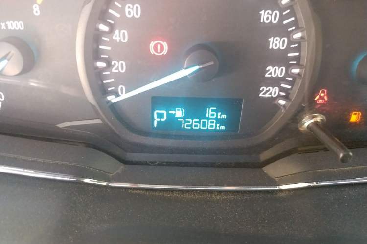 Used Ford Escort 2017 Happiness Edition 1.5L Automatic Fashion Version Odometer Close Up