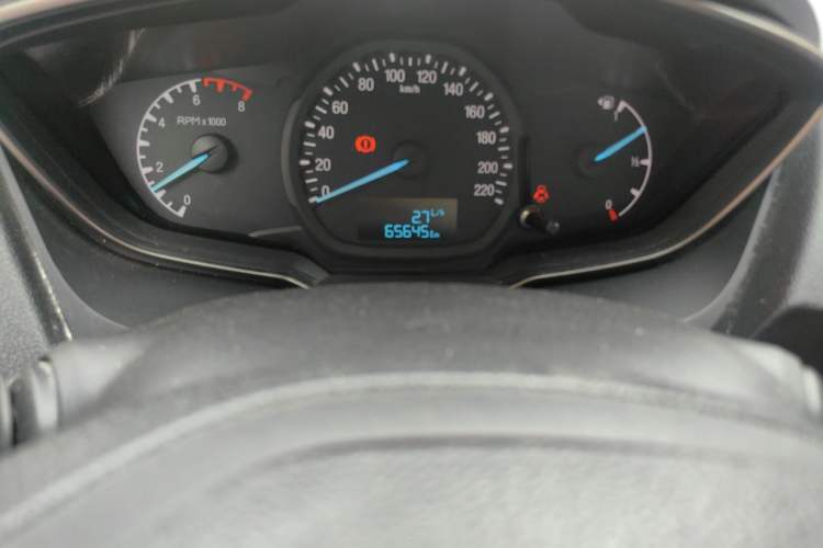 Used Ford Escort 2017 Revised Version 1.5L Manual Comfort Edition Odometer Close Up