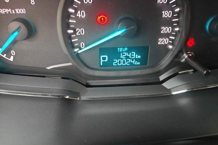 Used Ford Escort 2017 Happiness Edition 1.5L Automatic Fashion Version Odometer Close Up
