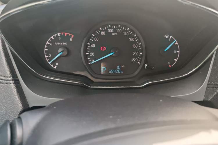 Used Ford Escort 2017 Happiness Edition 1.5L Automatic Fashion Version Odometer Close Up