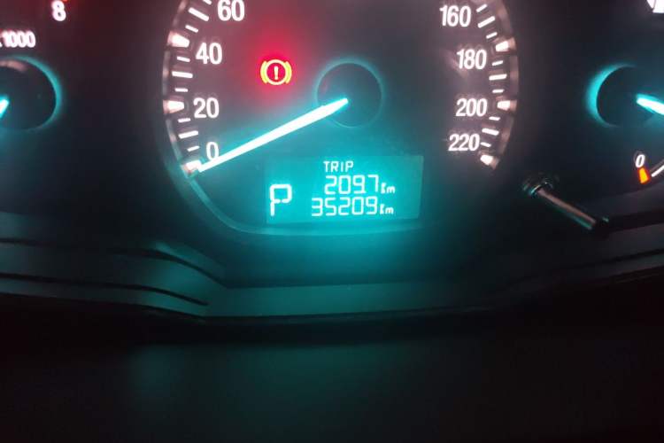 Used Ford Escort 2017 Happiness Edition 1.5L Automatic Fashion Version Odometer Close Up