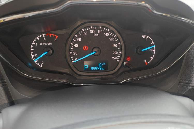 Used Ford Escort 2017 Happiness Edition 1.5L Automatic Fashion Version Odometer Close Up