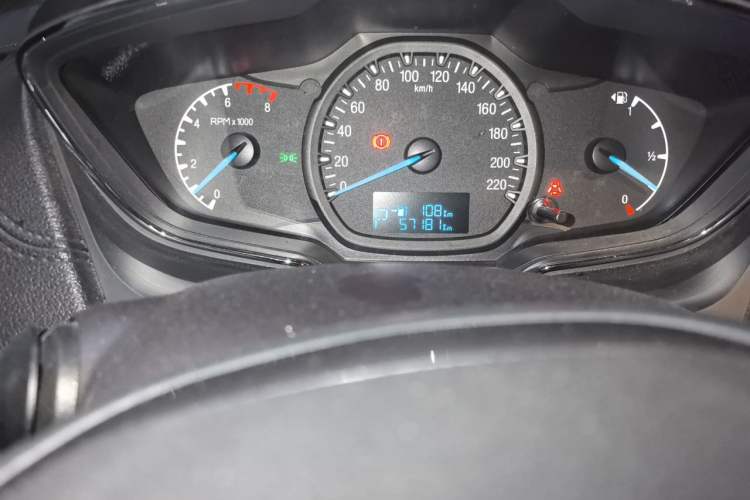 Used Ford Escort 2017 Happiness Edition 1.5L Automatic Fashion Version Odometer Close Up