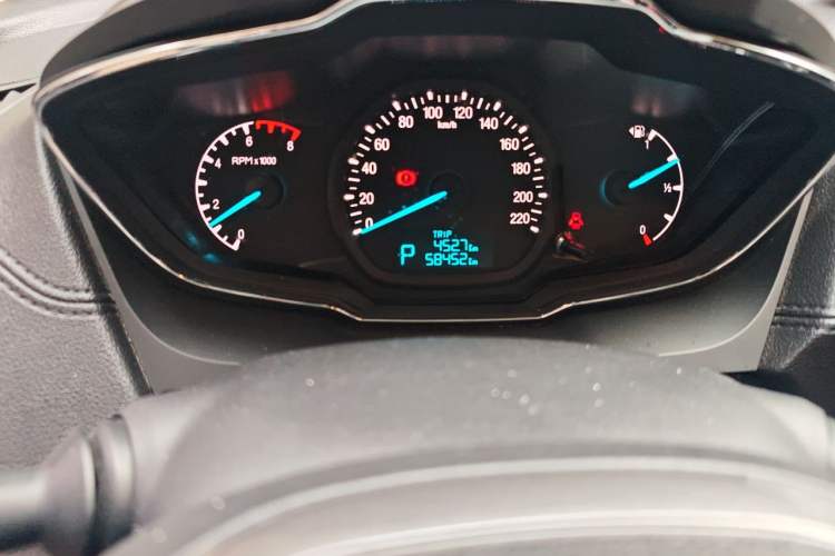 Used Ford Escort 2017 Happiness Edition 1.5L Automatic Fashion Version Odometer Close Up