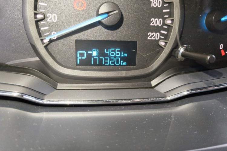 Used Ford Escort 2017 Happiness Edition 1.5L Automatic Fashion Version Odometer Close Up
