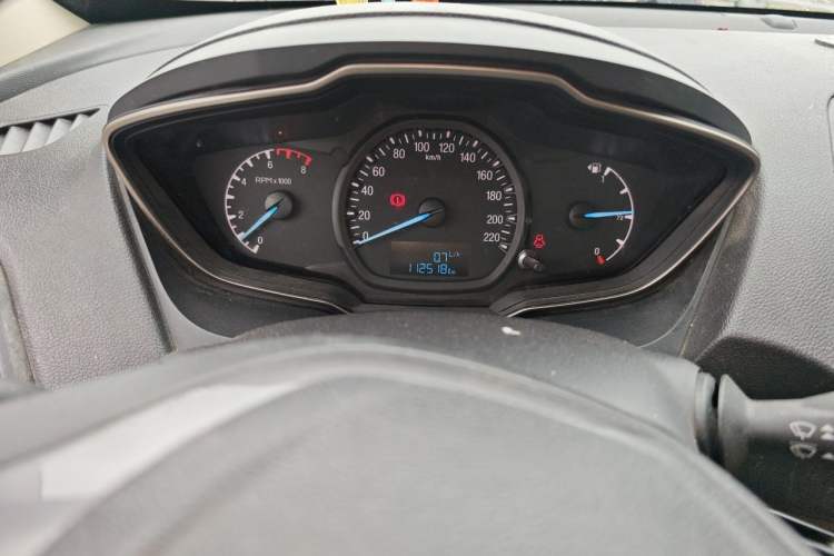 Used Ford Escort 2017 Revised Version 1.5L Manual Comfort Edition Odometer Close Up