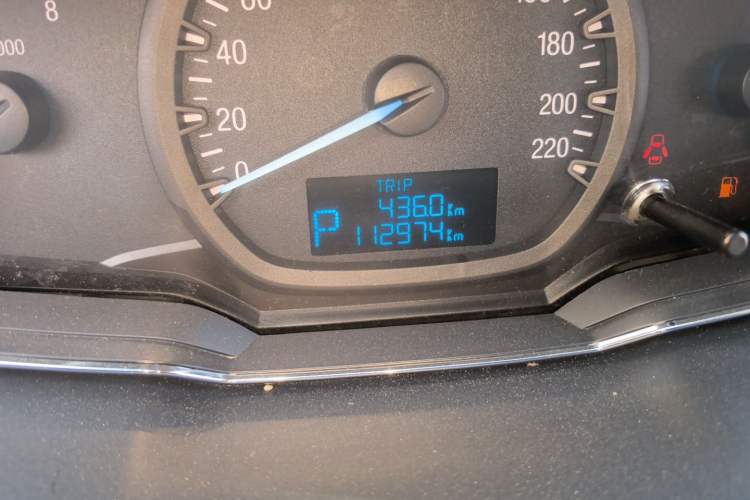 Used Ford Escort 2017 Happiness Edition 1.5L Automatic Fashion Version Odometer Close Up