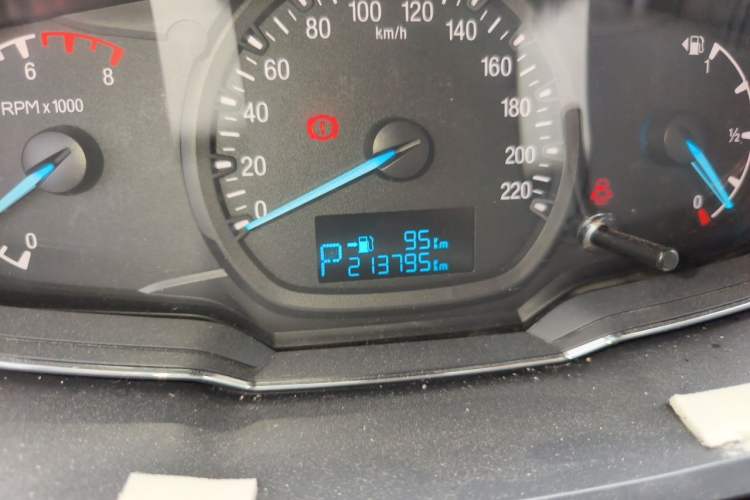 Used Ford Escort 2017 Happiness Edition 1.5L Automatic Fashion Version Odometer Close Up