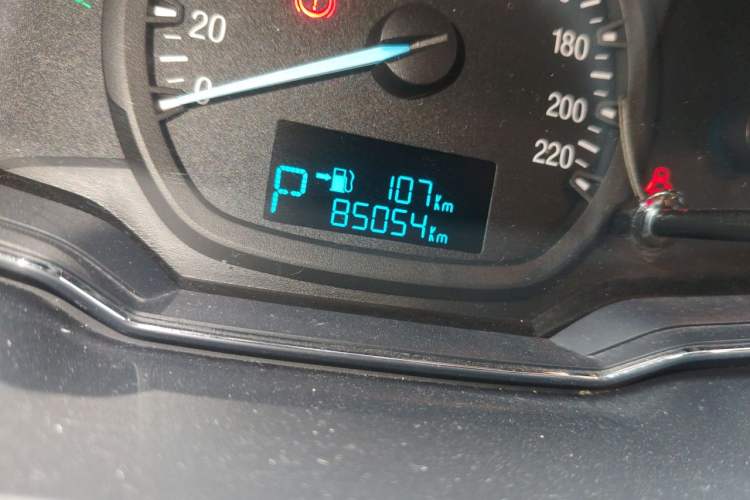 Used Ford Escort 2017 Happiness Edition 1.5L Automatic Fashion Version Odometer Close Up