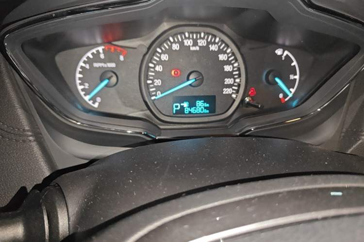 Used Ford Escort 2017 Happiness Edition 1.5L Automatic Fashion Version Odometer Close Up