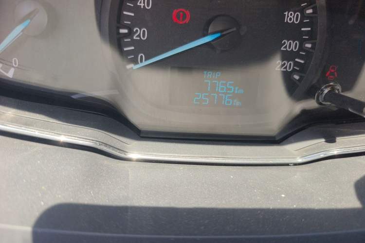 Used Ford Escort 2017 Happy Edition 1.5L Manual Fashion Model Odometer Close Up