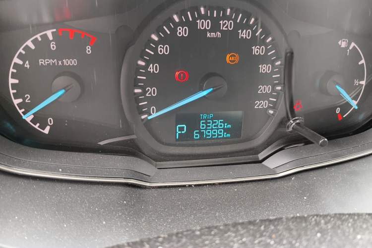 Used Ford Escort 2017 Revised Version 1.5L Automatic Comfort Edition Odometer Close Up