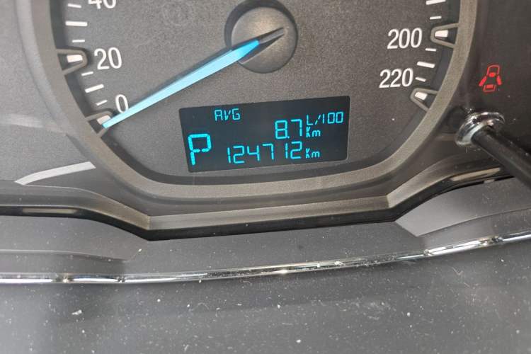 Used Ford Escort 2017 Happiness Edition 1.5L Automatic Fashion Version Odometer Close Up