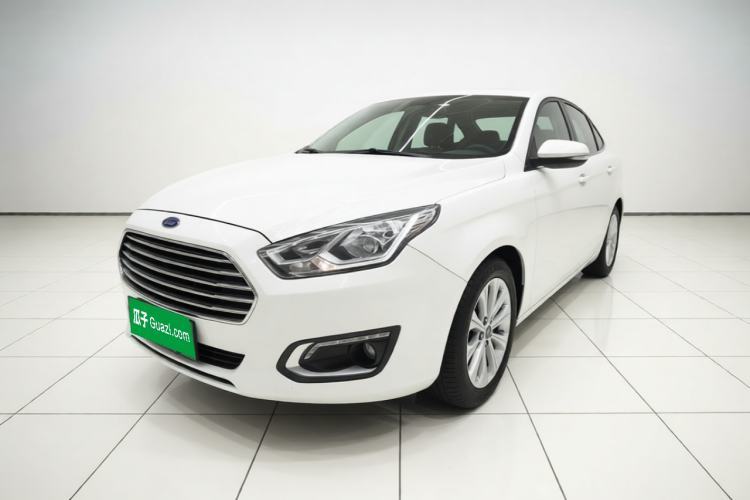 Używany Ford Escort 2017 Happiness Edition 1.5L Automatic Fashion Version Guazi used car, China used car export, Used car for sale, Used cars, Cheapest cars for sale