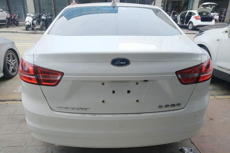 Used Ford Escort 2017 Revised Version 1.5L Automatic Comfort Edition Rear