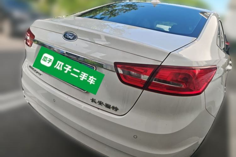 Used Ford Escort 2017 Happiness Edition 1.5L Automatic Fashion Version Rear