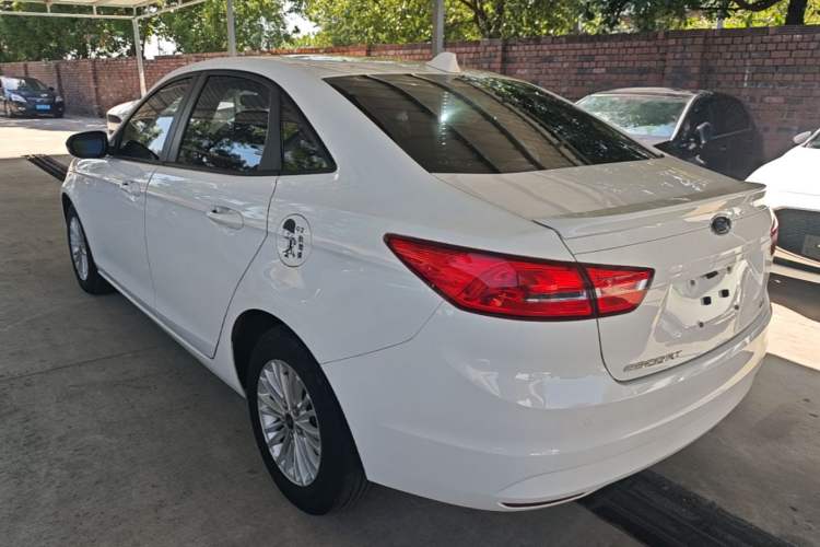 Used Ford Escort 2017 1.5L Automatic Comfort Model Rear Left 45 Deg