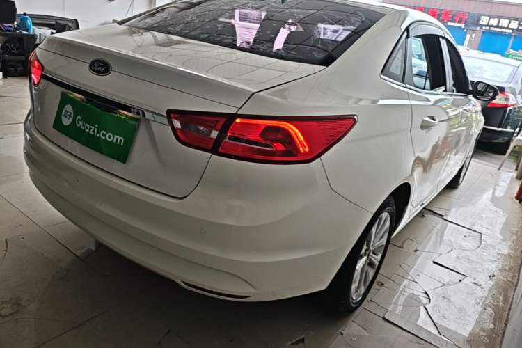 Used Ford Escort 2017 Happiness Edition 1.5L Automatic Fashion Version Rear Right 45 Deg