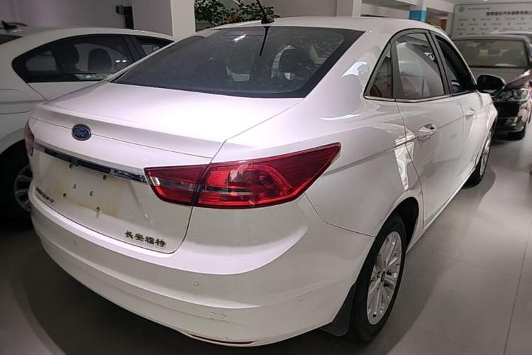 Used Ford Escort 2017 Happiness Edition 1.5L Automatic Fashion Version Rear Right 45 Deg
