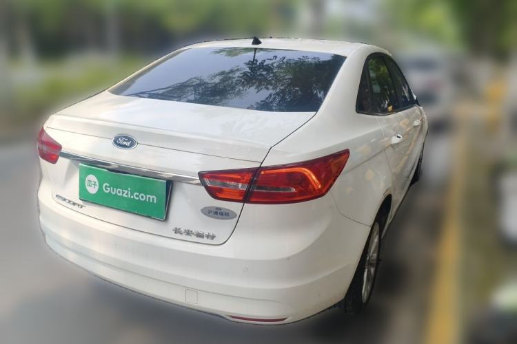 Used Ford Escort 2017 Happiness Edition 1.5L Automatic Fashion Version Rear Right 45 Deg