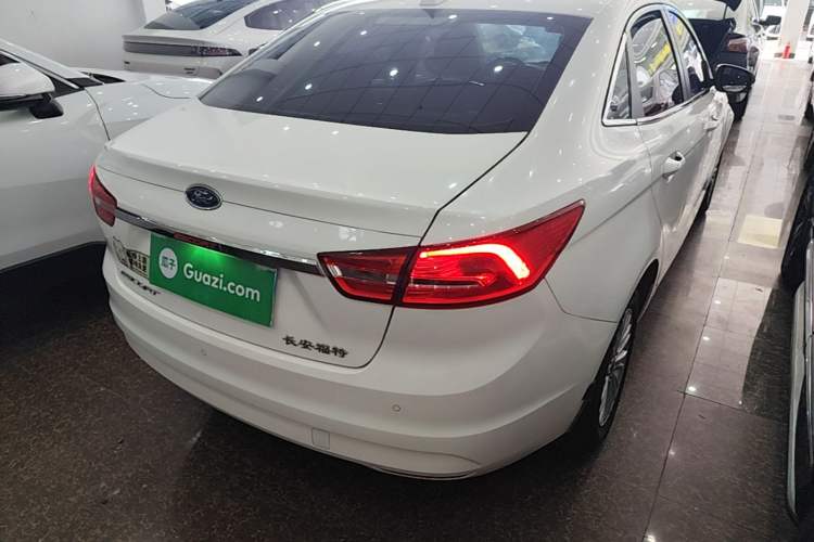 Used Ford Escort 2017 1.5L Manual Comfort Model Rear Right 45 Deg