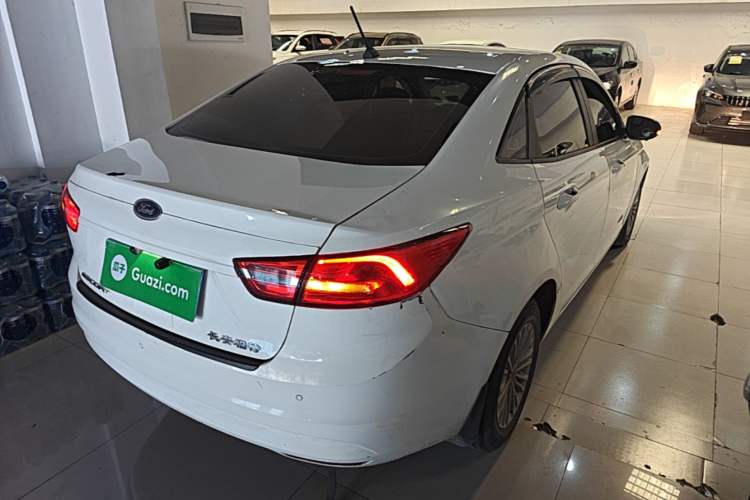 Used Ford Escort 2017 1.5L Manual Comfort Model Rear Right 45 Deg