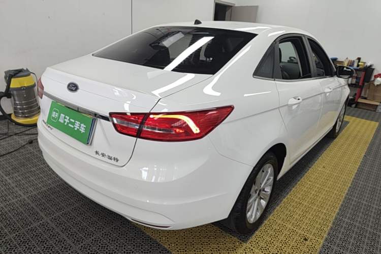 Used Ford Escort 2017 Happiness Edition 1.5L Automatic Fashion Version Rear Right 45 Deg