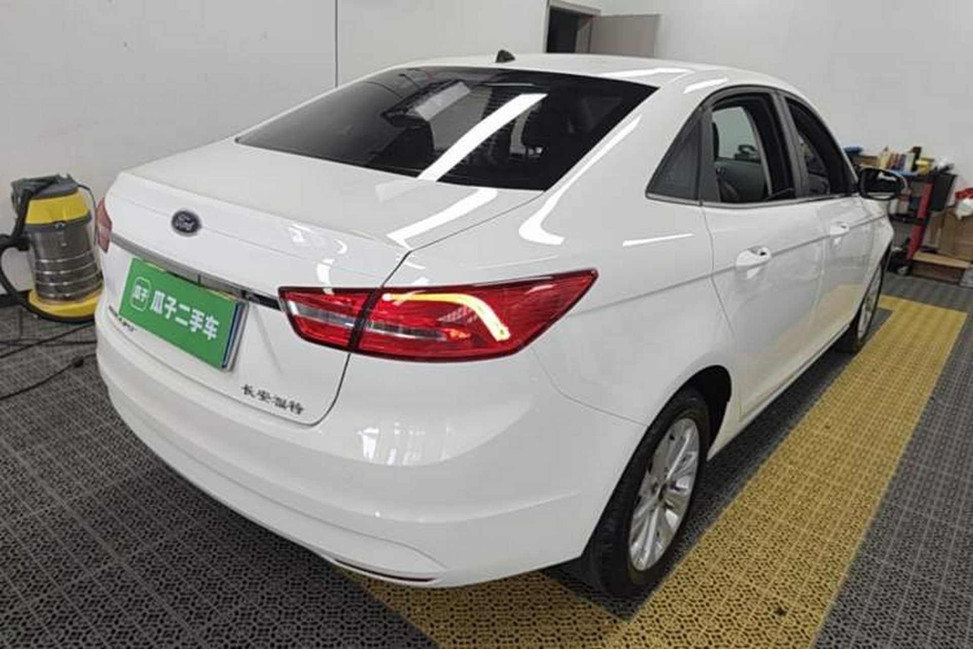 Used Ford Escort 2017 Happiness Edition 1.5L Automatic Fashion Version Rear Right 45 Deg