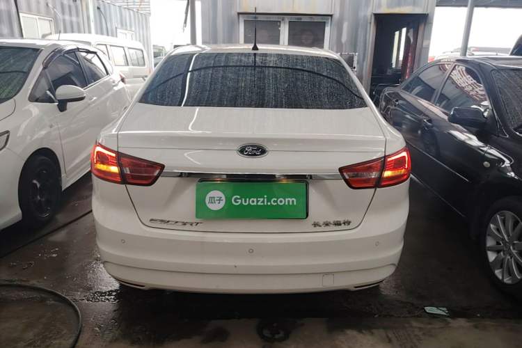 Used Ford Escort 2017 Happiness Edition 1.5L Automatic Fashion Version Rear