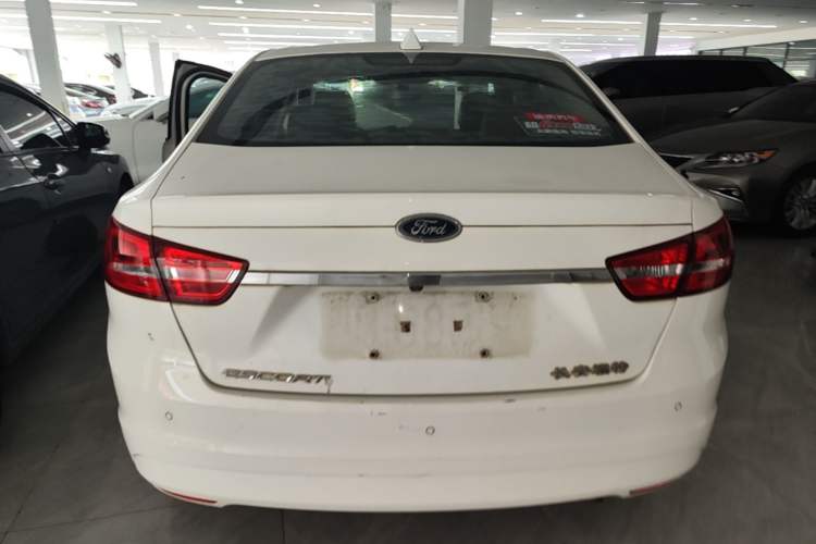 Used Ford Escort 2017 Happiness Edition 1.5L Automatic Fashion Version Rear