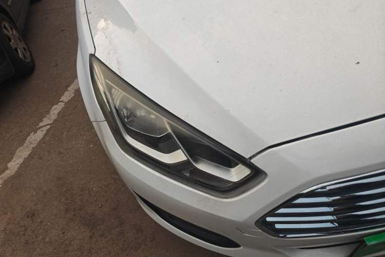 Used Ford Escort 2017 Revised Version 1.5L Automatic Comfort Edition Right Front Headlight