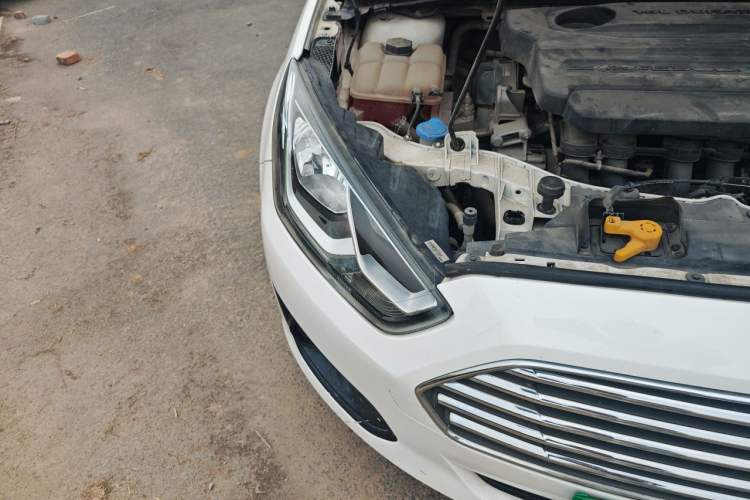 Used Ford Escort 2017 1.5L Manual Comfort Model Right Front Headlight