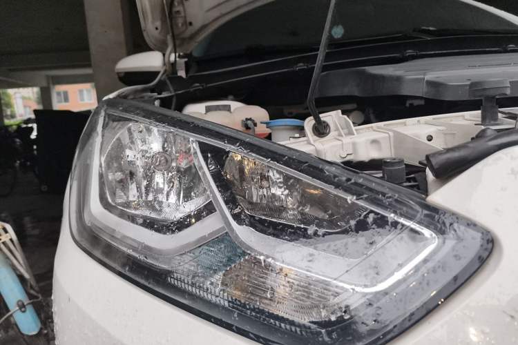 Used Ford Escort 2017 Happiness Edition 1.5L Automatic Fashion Version Right Front Headlight
